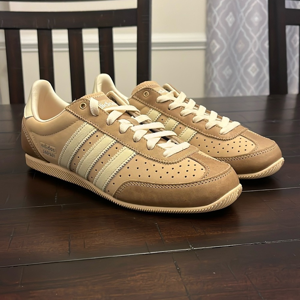 adidas Women's Sneakers in Tan and Cream